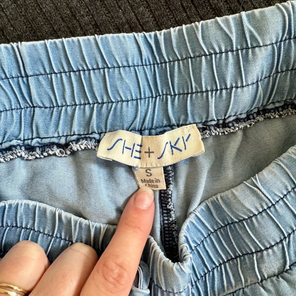 She+Sky Women’s Casual Denim Shorts with Drawstring - Picture 4 of 4